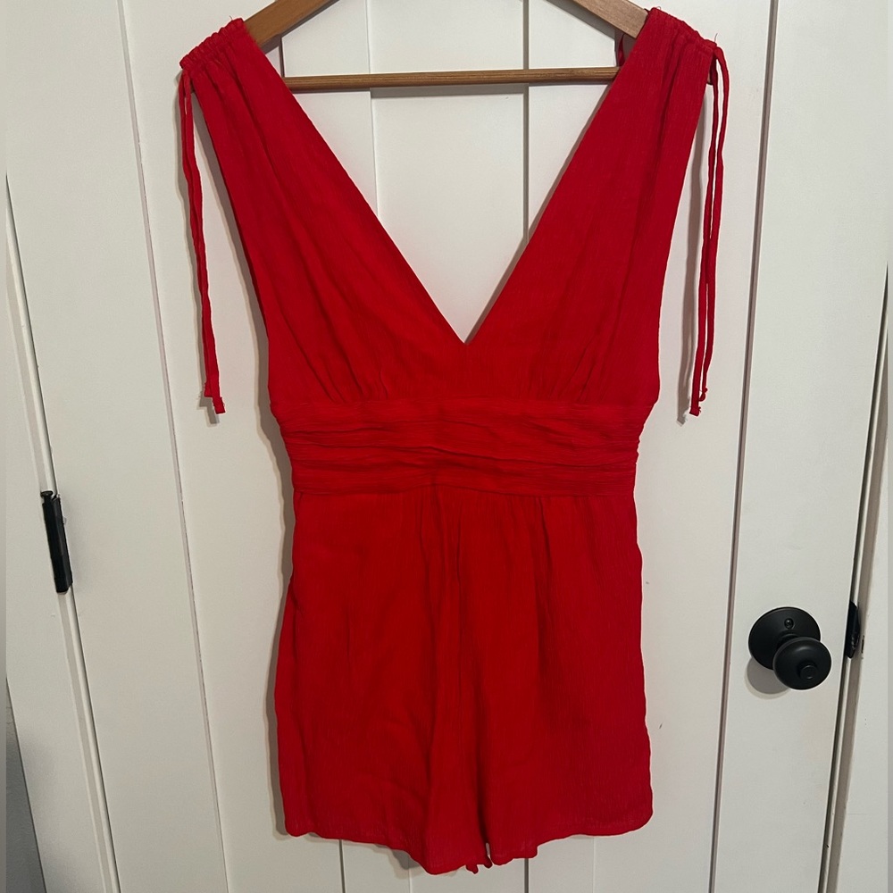 One Clothing Sleeveless Red Deep V Neck Open Back Romper Size Medium